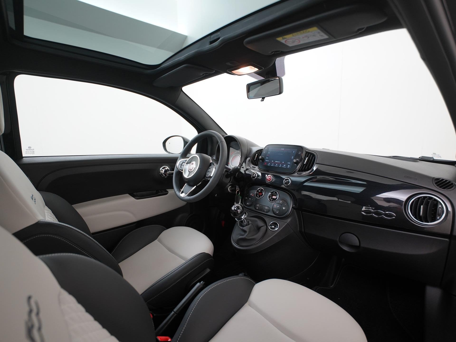 Fiat 500 1.0 Hybrid Dolcevita | Panoramadak | Apple/Android, Auto's, Voorwielaandrijving, 12 maanden, Stof, Gebruikt