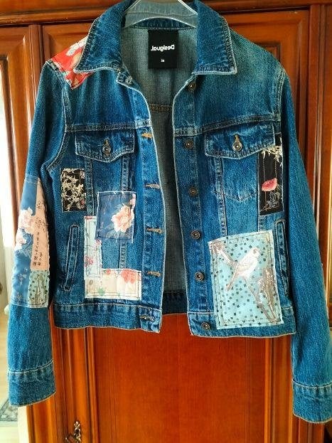 Mooi niet gedragen spijkerjasje van Desigual  maat XS / S, Ophalen, Blauw, Nieuw, Jasje