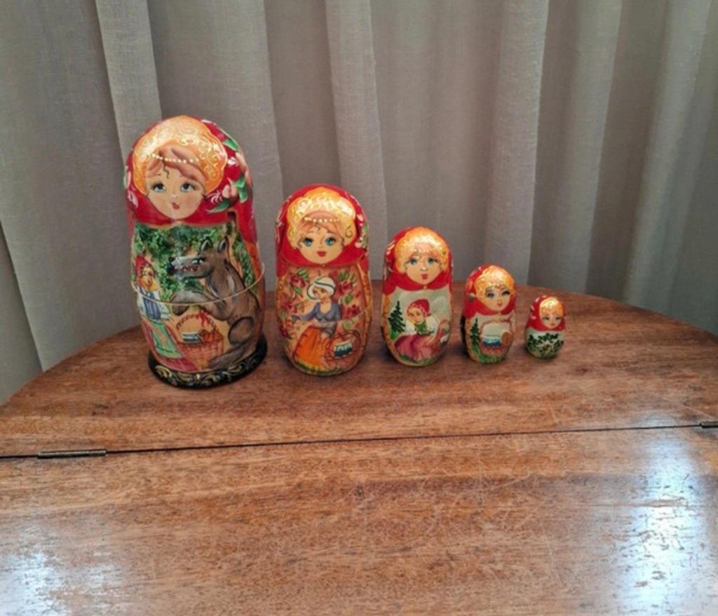 Vintage Matroesjka Poppen Set - Handgeschilderd, Verzamelen, Poppetjes en Figuurtjes, Ophalen of Verzenden