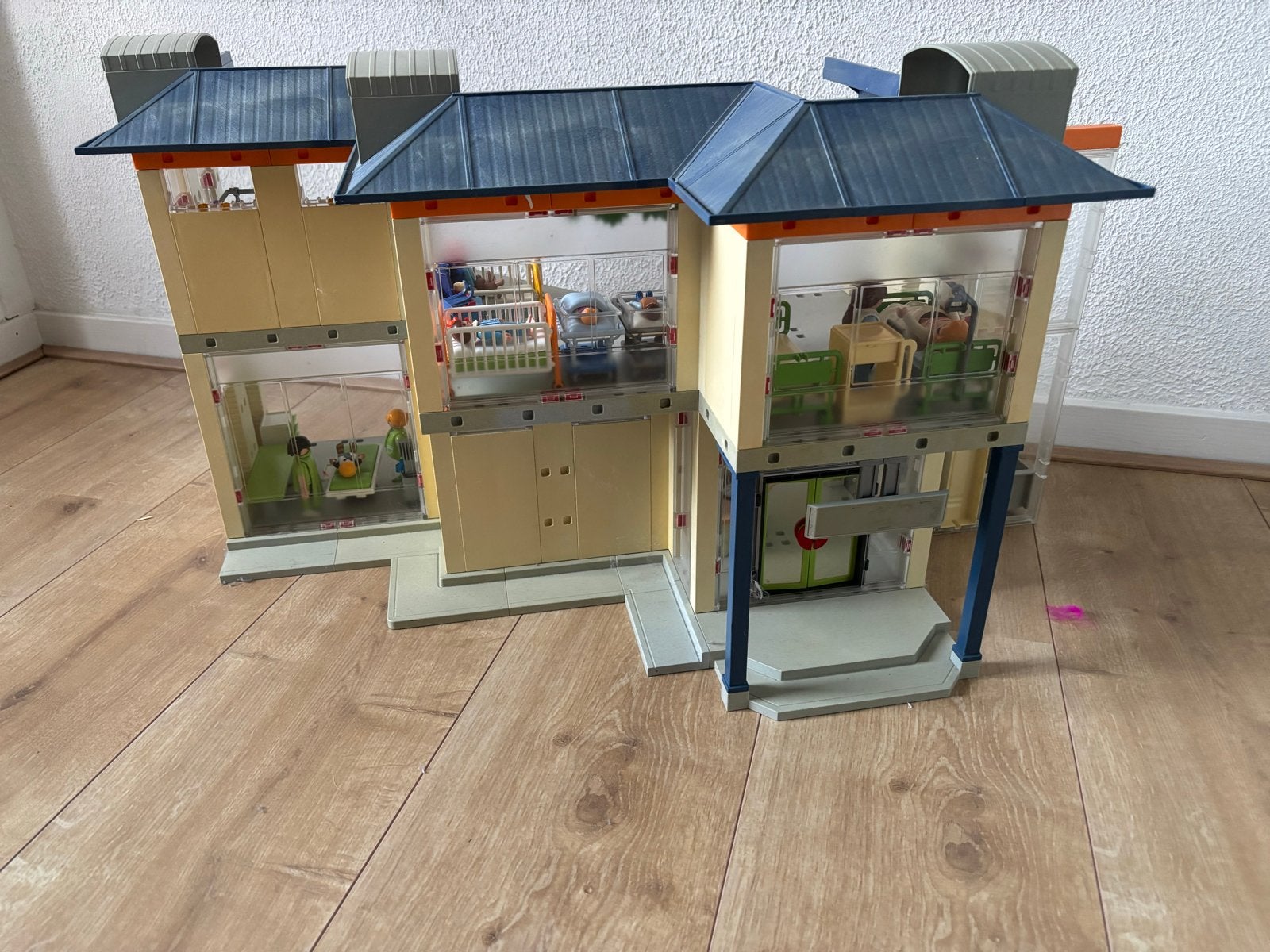 Foto 6 van Grote Playmobil collectie: huizen, voertuigen en meer!