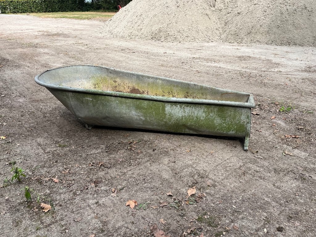 Antieke zinken badkuip, Ophalen