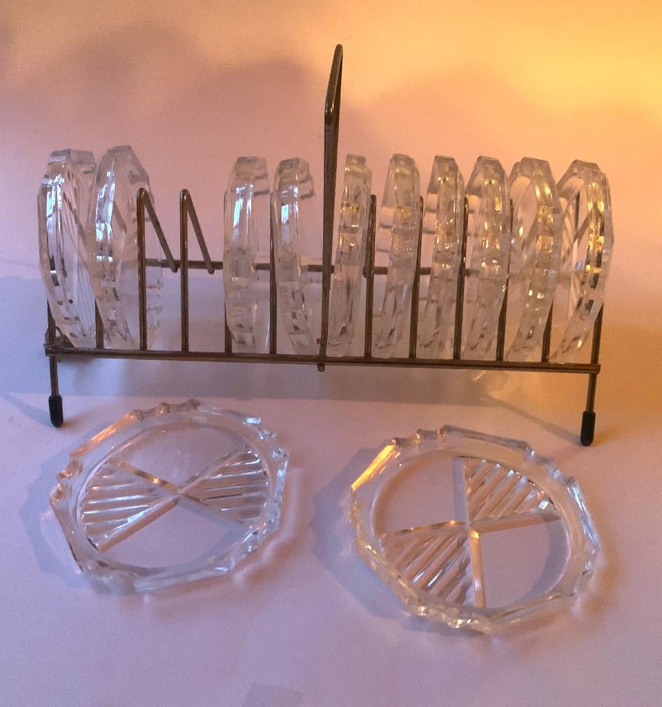 Vintage Onderzetters in Rekje - Oravo Kristal of glas, Ophalen of Verzenden, Zo goed als nieuw, Glas of Kopje