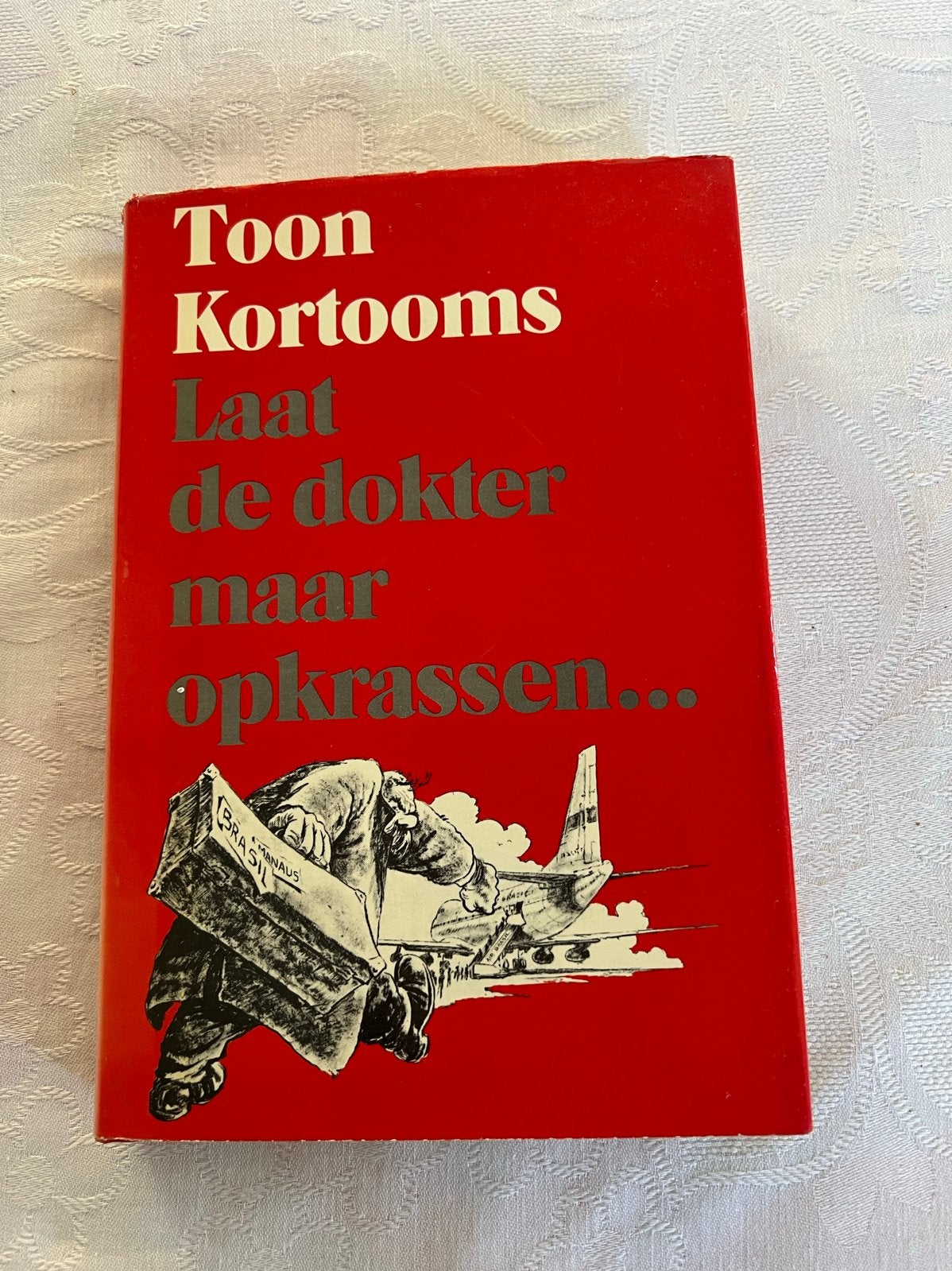 10 boeken van Toon Kortooms, Ophalen of Verzenden, Gelezen