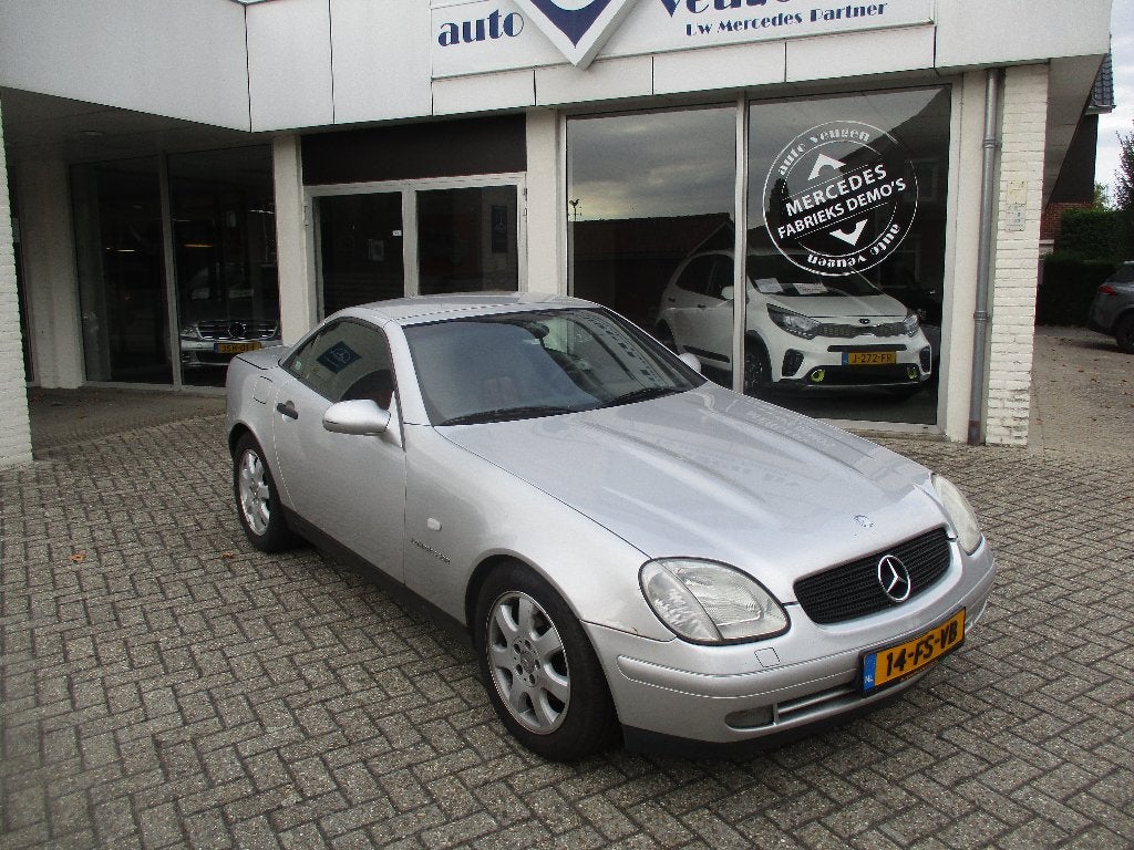Mercedes-Benz SLK 2.3 Slk230 Kompr Roadster AUT 1996 Grijs, Auto's, Automaat, Achterwielaandrijving, Zwart, 4 cilinders