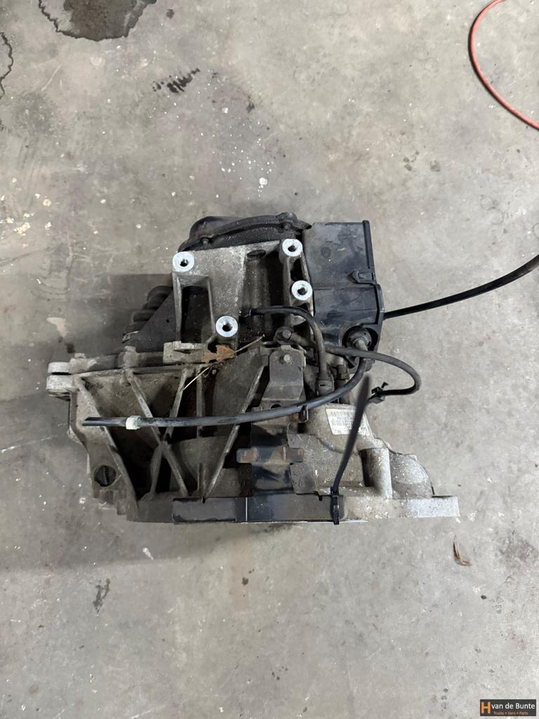 Versnellingsbak Ford code: 8A6R7002, Ophalen, Gebruikt, -, -