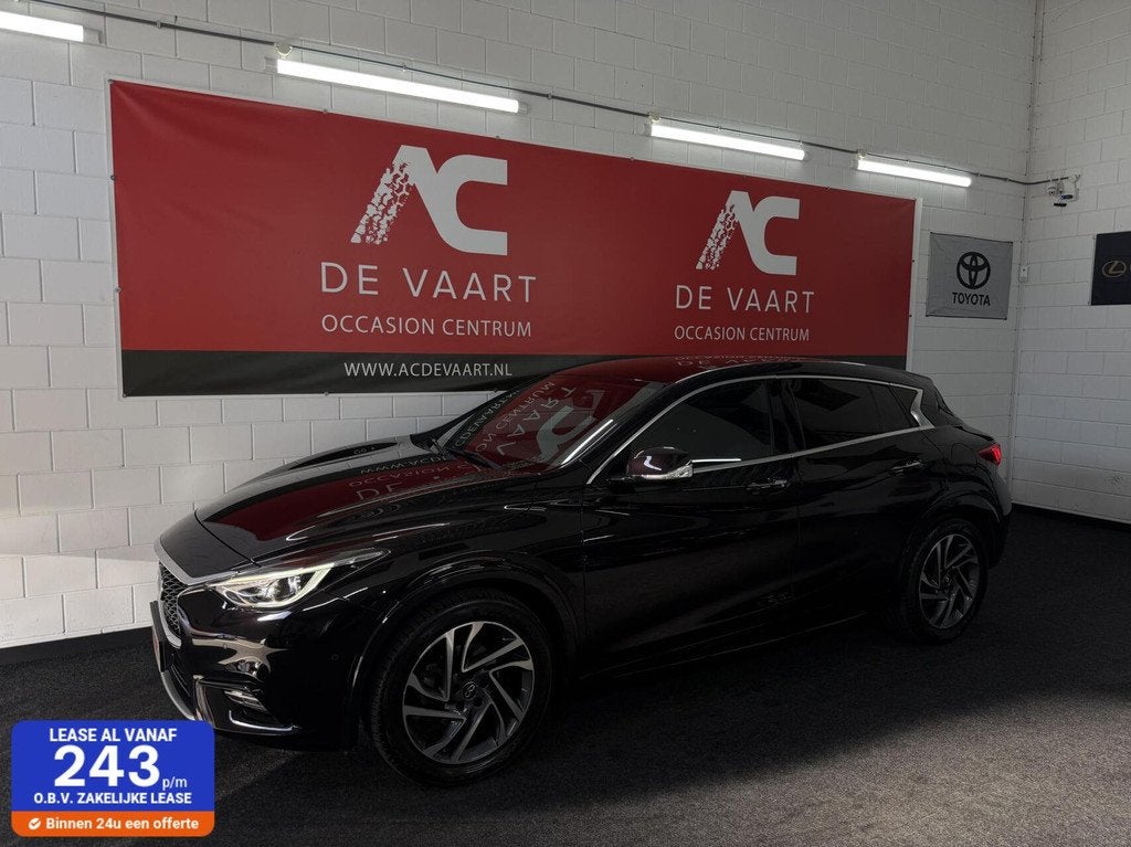 Infiniti Q30 1.6t Premium Tech - NAVI/LEER/BOSE/360CAM/NAP, Auto's, Infiniti, Voorwielaandrijving, Gebruikt, 4 cilinders, 700 kg
