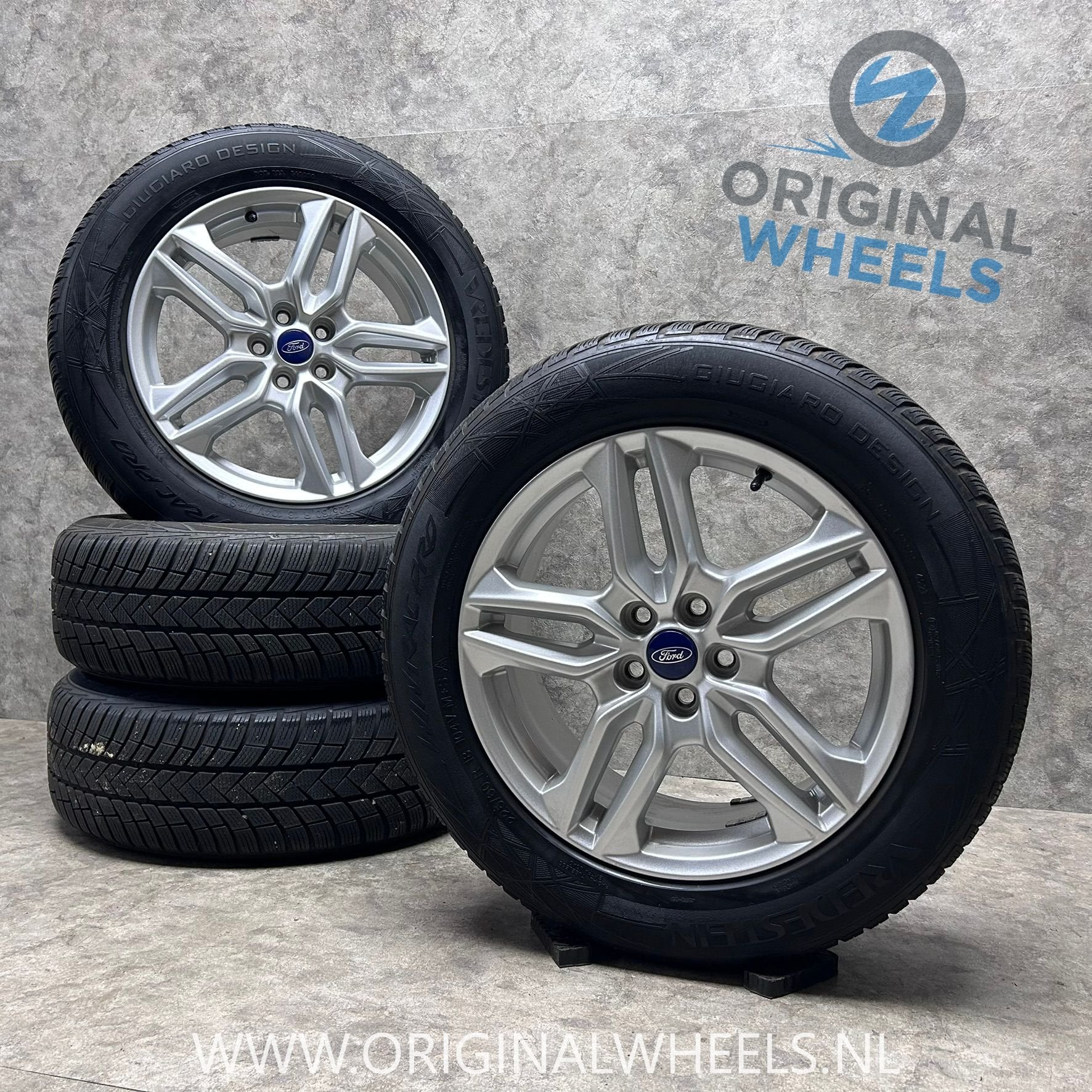 18 inch originele velgen + winterbanden  Ford Kuga MK3