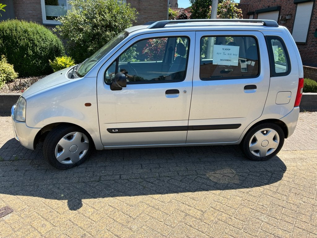 Suzuki Wagon R+ 1.3 2002 Grijs, Voorwielaandrijving, Stof, Trekhaak, 31 €/maand