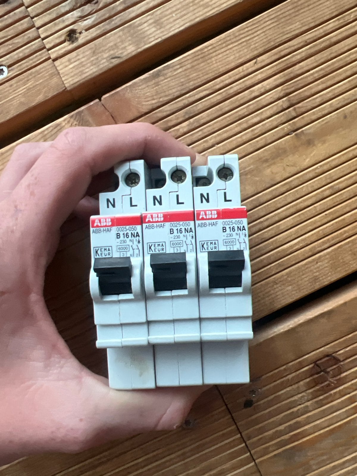 3x ABB HAF Flexomaat B16 NA 0025-050 - 16A installatieautoma, Ophalen of Verzenden, Gebruikt, ABB, Installatieautomaat