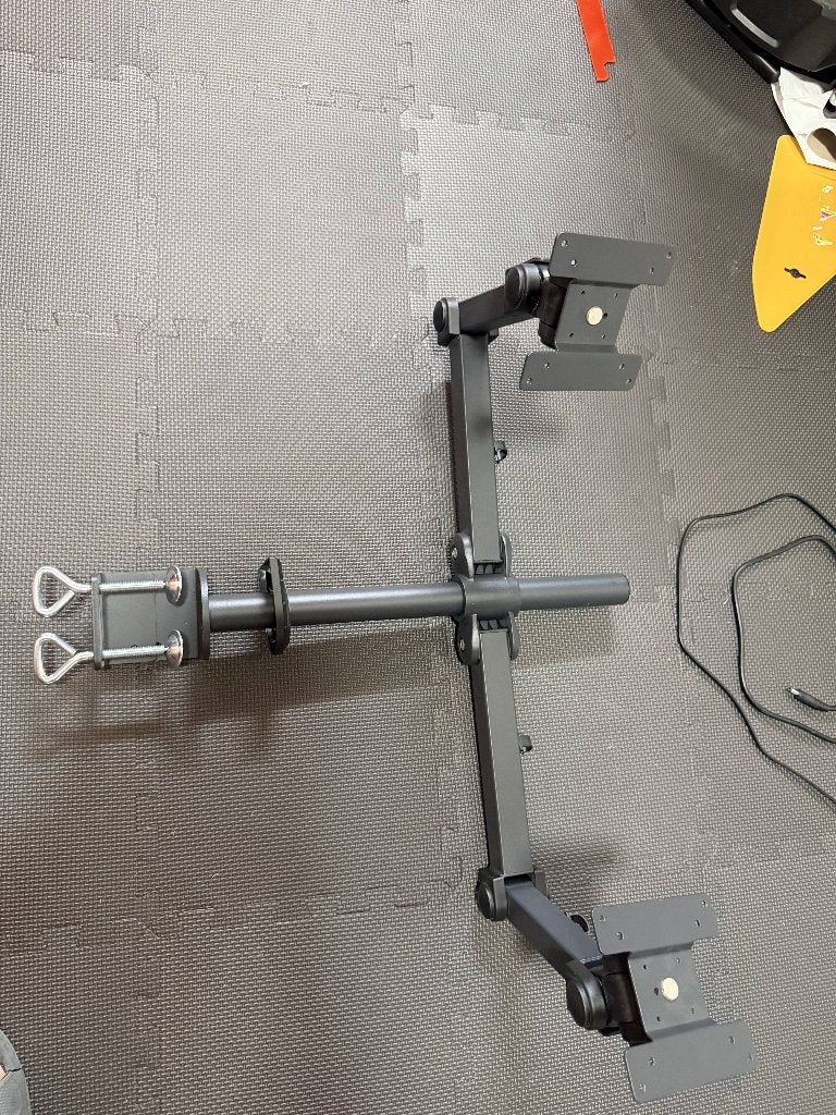 Dual Monitor Arm - 32 Inch monitors x2, Computers en Software, Monitoren, Zo goed als nieuw, Overige typen, Onbekend, Overige resoluties