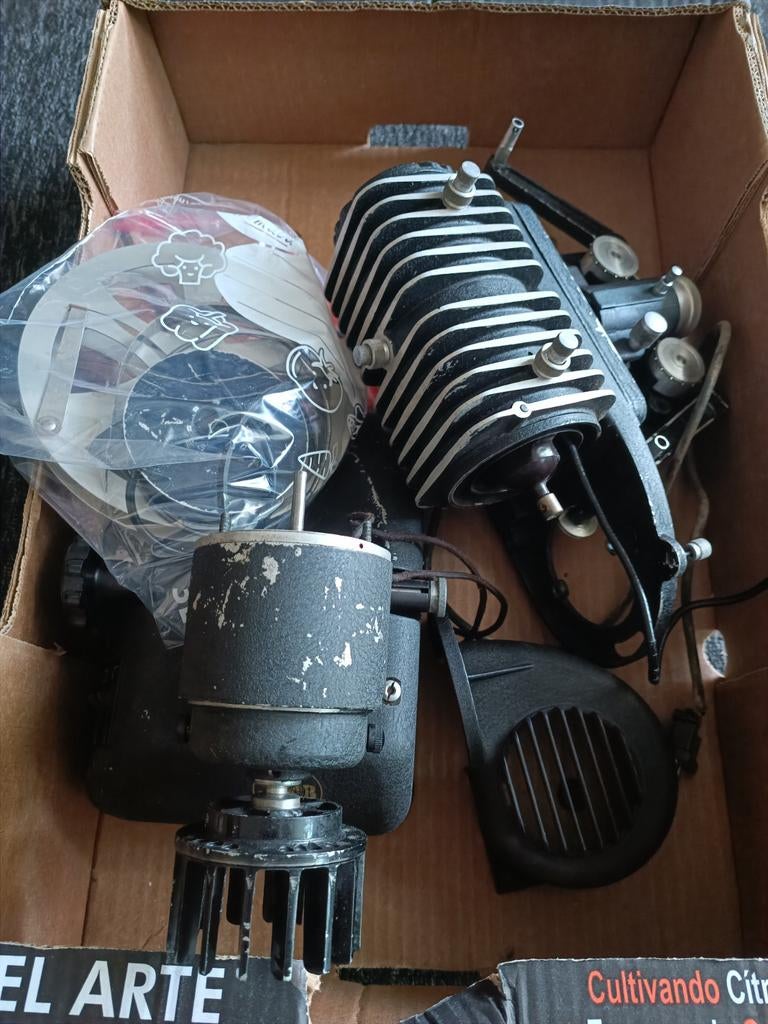 Oude filmprojector, Verzamelen, Fotografica en Filmapparatuur, Ophalen