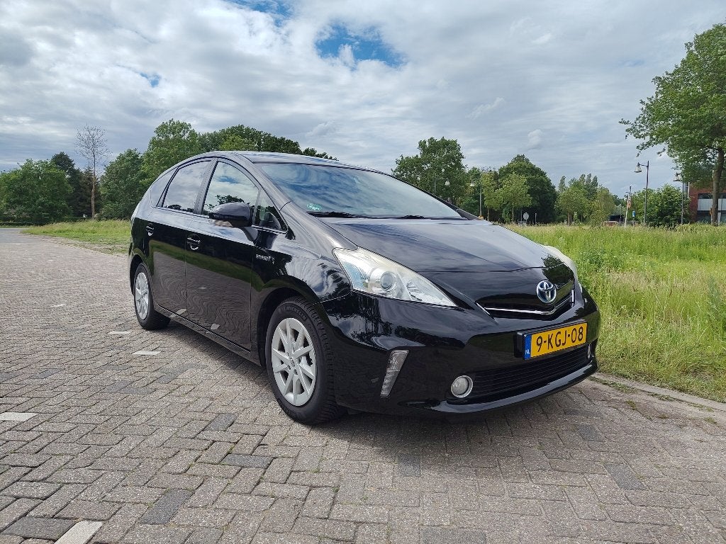 Toyota Prius Wagon 1.8 Full Hybrid 136PK Aut 95g 2013 Zwart, Auto's, Toyota, Particulier, Prius Wagon, Achteruitrijcamera, Airbags