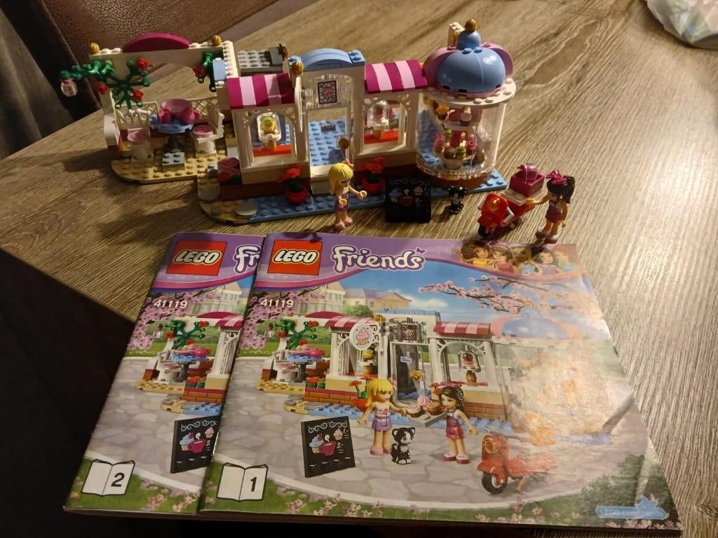 Lego Friends nr. 41119 heartlake cupcake café, Ophalen of Verzenden, Zo goed als nieuw, Complete set, Lego