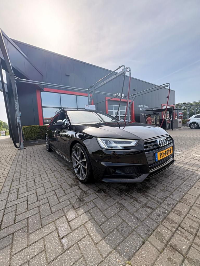 Audi A4 3.0 TDI Quat 200KW AV Tiptr8 2017 Zwart, Auto's, Automaat, 1670 kg, 197 €/maand, A4