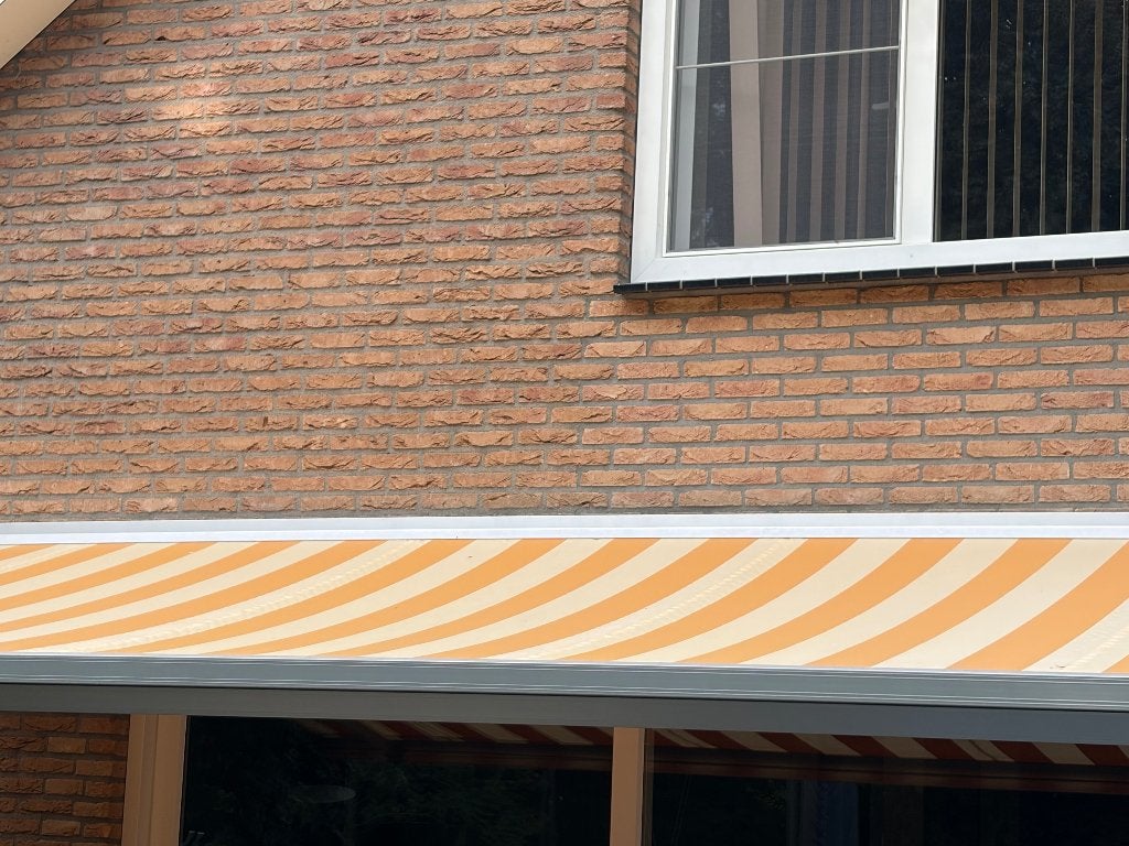 Foto 9 van Zonnescherm 485 cm breed uitval 250