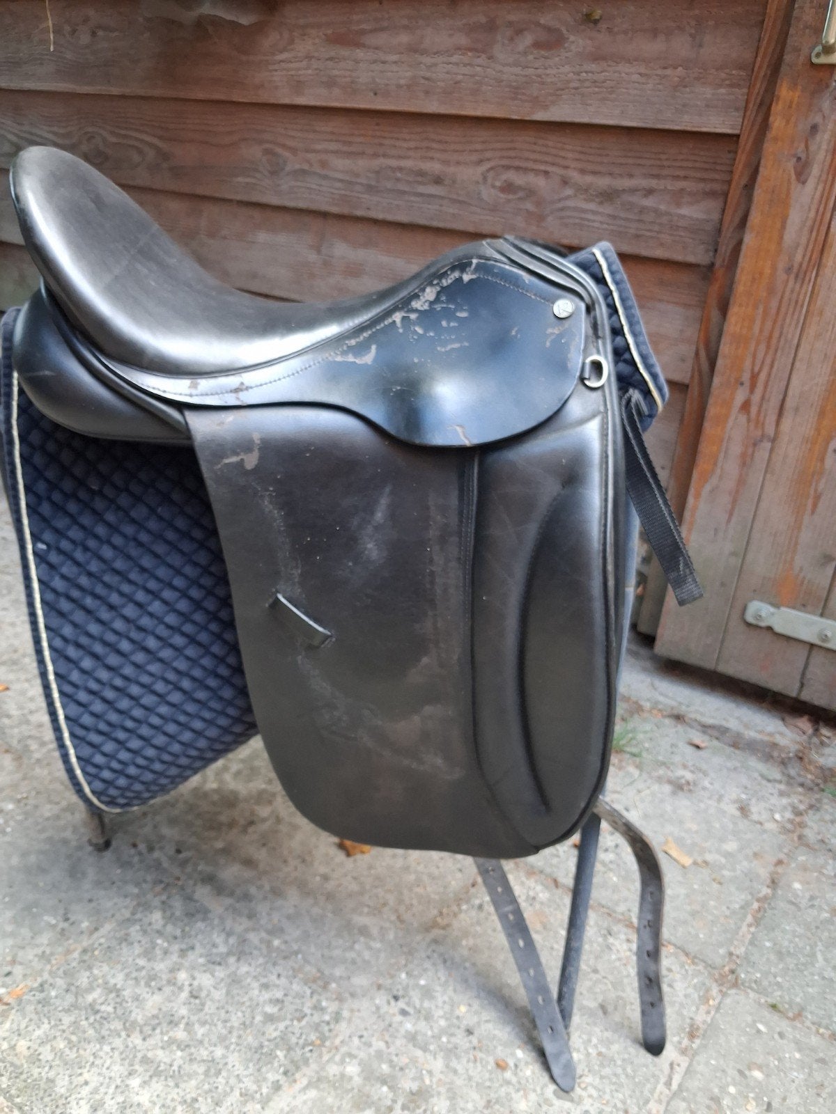 Rossner 18.5" dress, Wintec dressuur en 4x DECORATIE zadels., Dieren en Toebehoren, Paarden en Pony's | Zadels, Ophalen, Dressuur