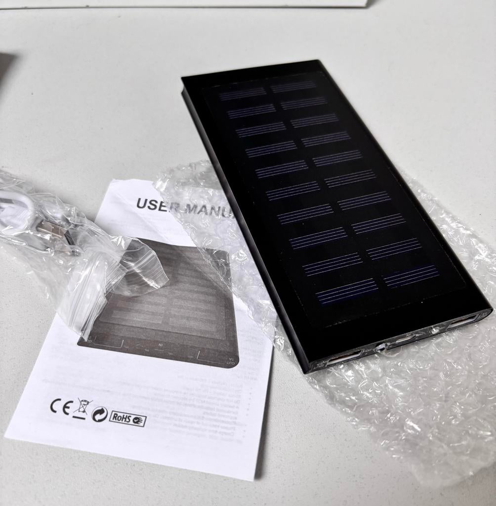 Powerbank met solar functie(nieuw), Ophalen of Verzenden, Nieuw