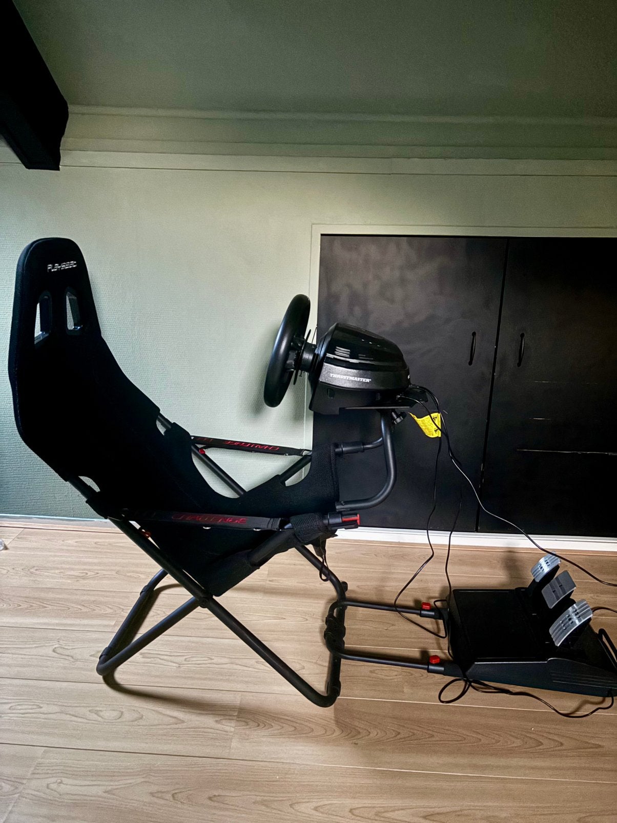 Thrustmaster T300 RS GT + Playseat Challenge ActiFit Zwart, Ophalen, Zo goed als nieuw, Stuur of Pedalen, PlayStation 5