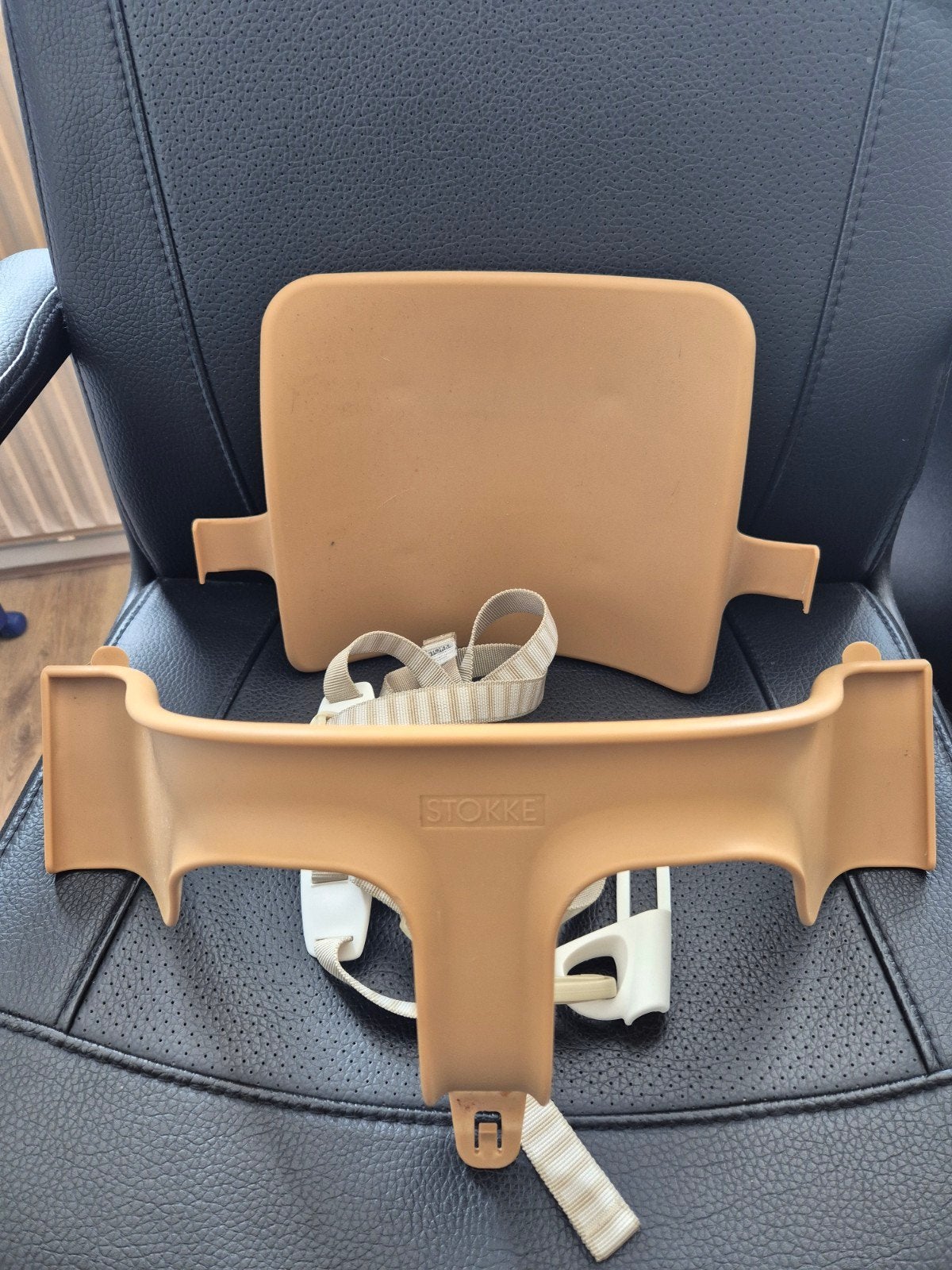 Stokke Tripp Trapp Baby Set (Zandkleurig), Ophalen of Verzenden, Gebruikt, Meegroeistoel, Gordel(s)