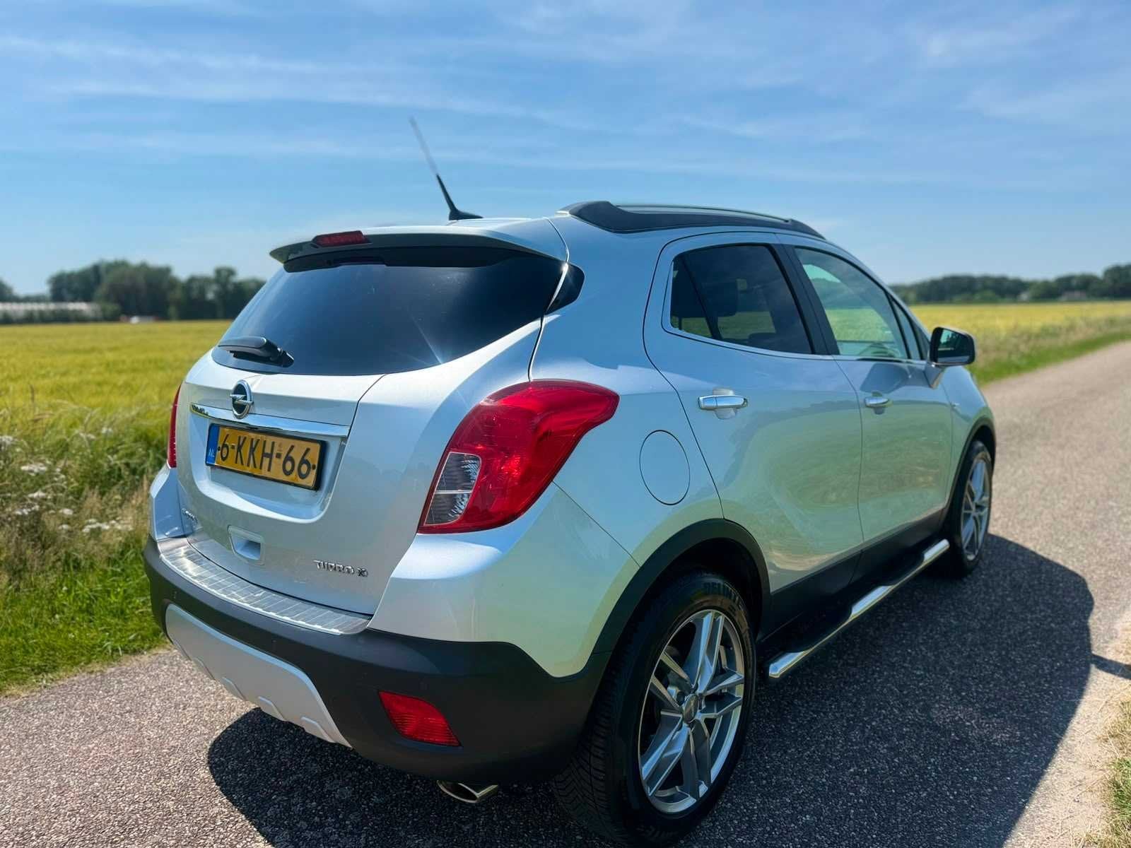Foto 6 van Opel - 2013 - Mokka - 1.4 T Cosmo 4x4 - 6-KKH-66