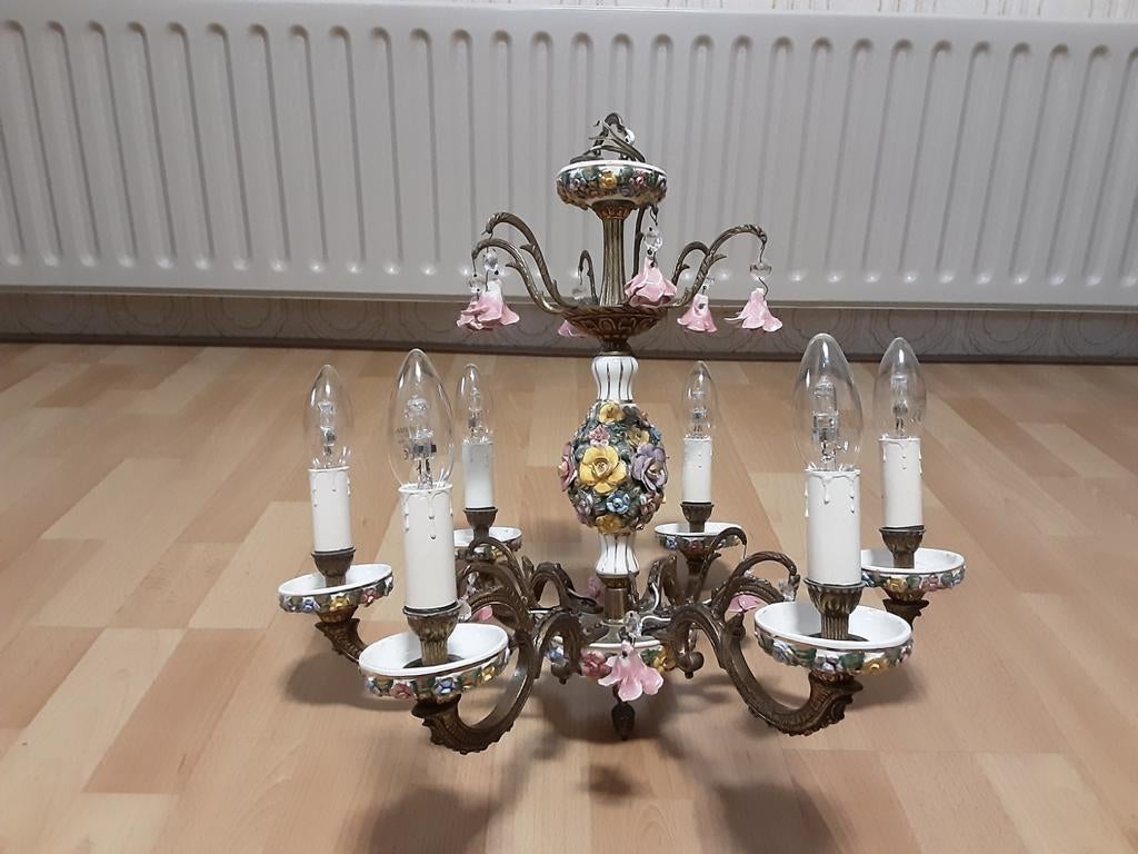 6 armige Kroonluchter hanglamp met porseleinen details., Ophalen