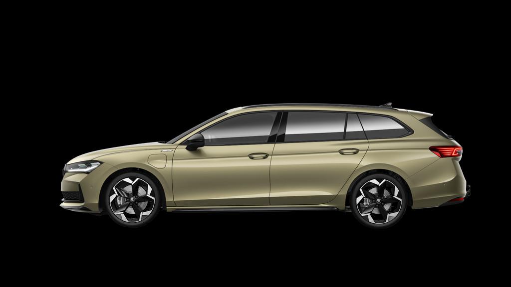 Skoda Superb Combi 1.5 TSI 204pk PHEV Sportline Business | 1, Auto's, Skoda, 12 maanden, 1498 cc, 4 cilinders, 26 kWh