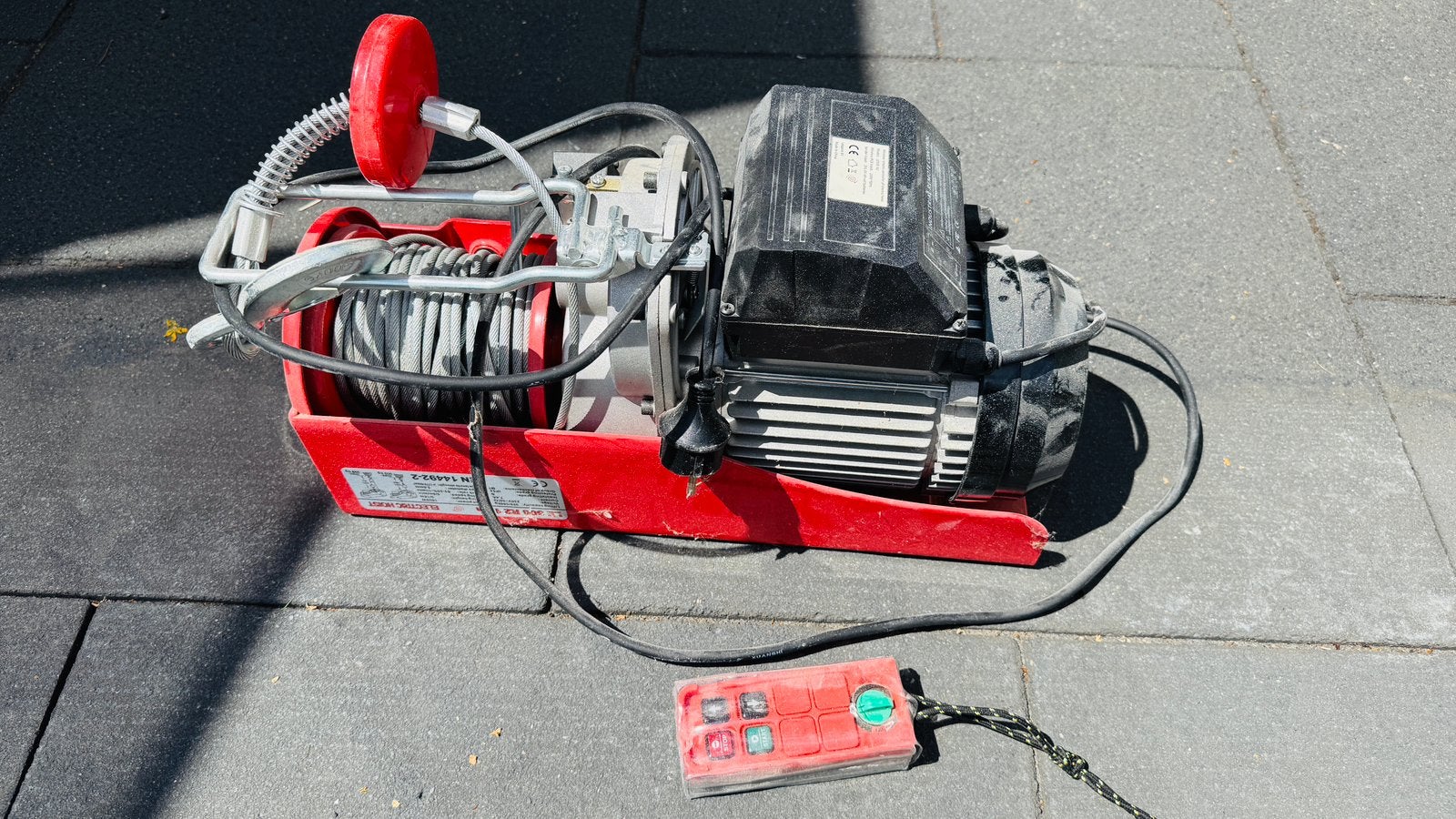 Elektrische Lier Takel met afstandsbediening 230v, Ophalen, Gebruikt, Elektrisch