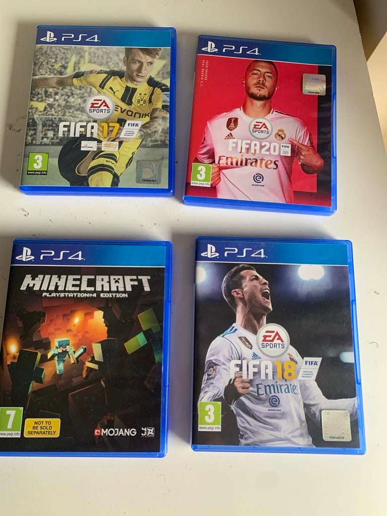 PS4 Games: FIFA 17, FIFA 18, FIFA 20 & Minecraft, Ophalen of Verzenden, Gebruikt, Met games