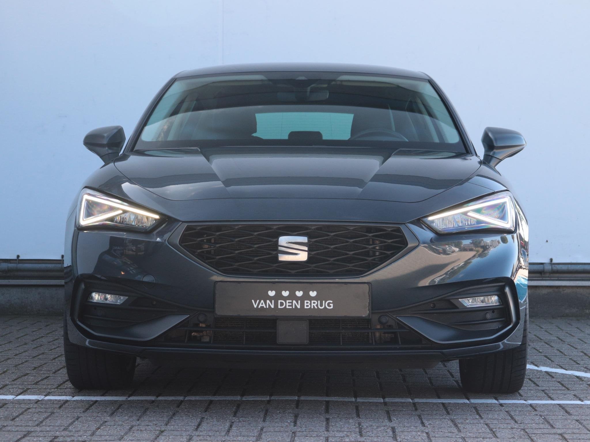 SEAT Leon 1.4 E-Hybrid FR | Elekt Stoelen | ACC | Sfeerverli, Auto's, Stof, Gebruikt, 680 kg, 4 cilinders