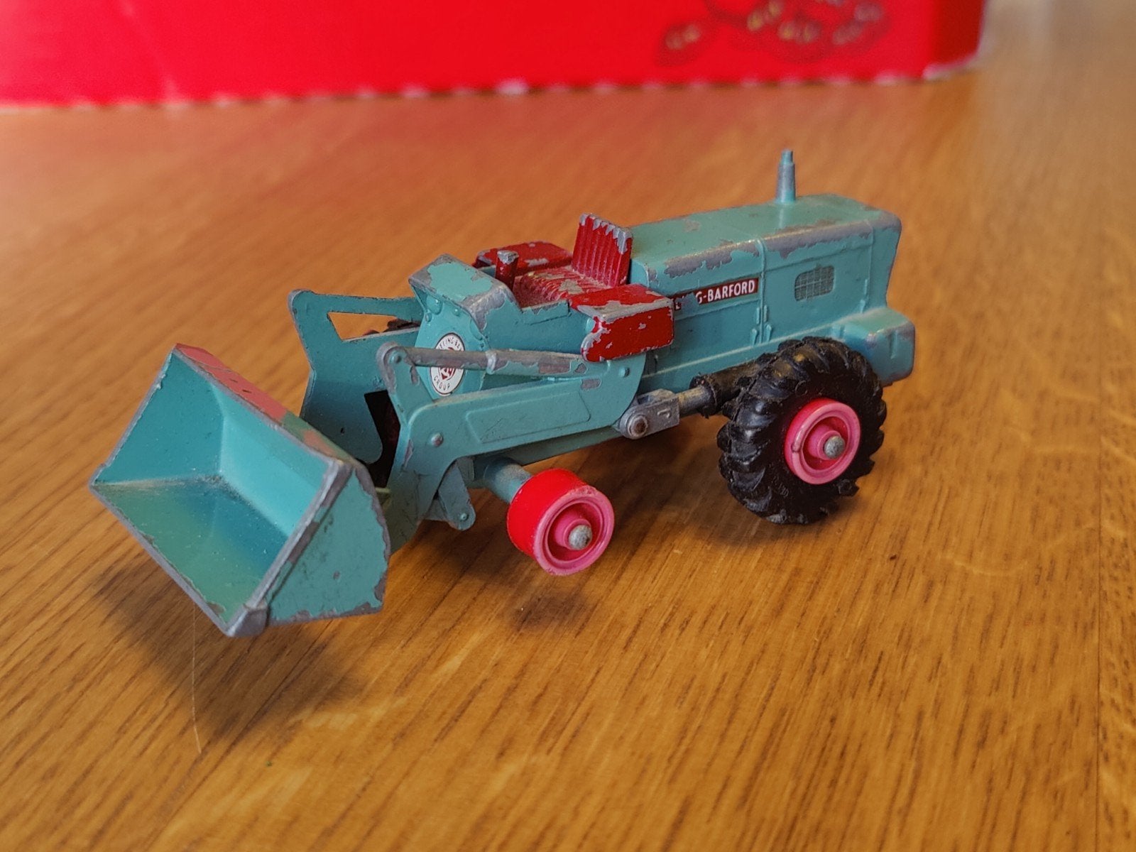 Matchbox Aveling Barford Tractor Shovel, Hobby en Vrije tijd, Modelauto's | Overige schalen, Ophalen of Verzenden