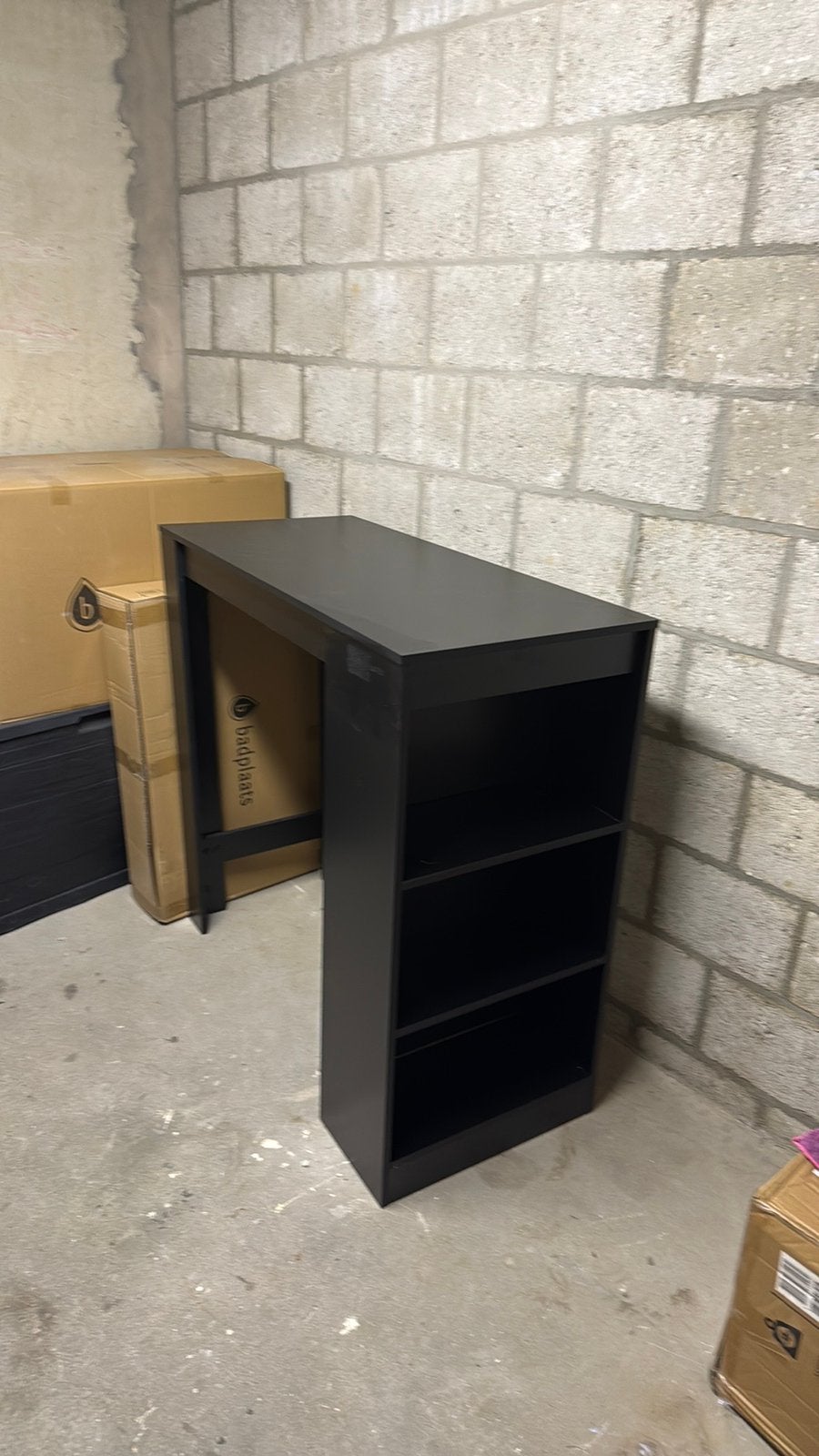 Barretje met opbergvakken en twee barkrukken, 2 krukken, Ophalen of Verzenden, Zo goed als nieuw, 90 cm of meer