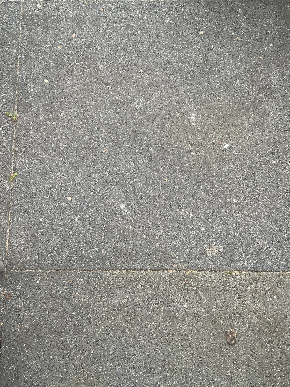 Gratis af te halen: 10 betontegels 60x60x4 cm +8 betonranden, Gebruikt, Ophalen of Verzenden, 10 m² of meer, Beton
