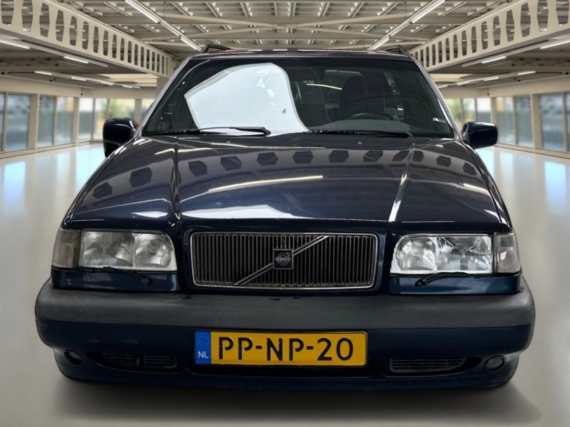 Volvo 850 2.5 Voor de liefhebber..., Auto's, Volvo, Voorwielaandrijving, Stof, Gebruikt, Blauw