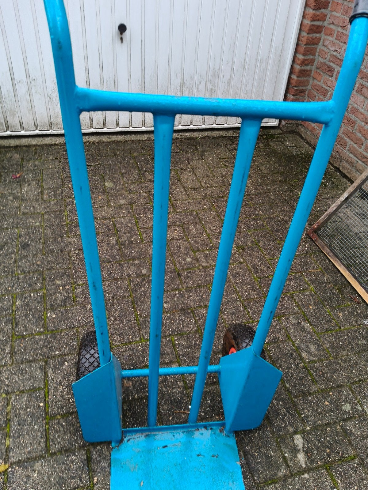 Stevige blauwe steekwagen voor transport, Doe-het-zelf en Verbouw, Ophalen of Verzenden, Gebruikt, Steekwagen