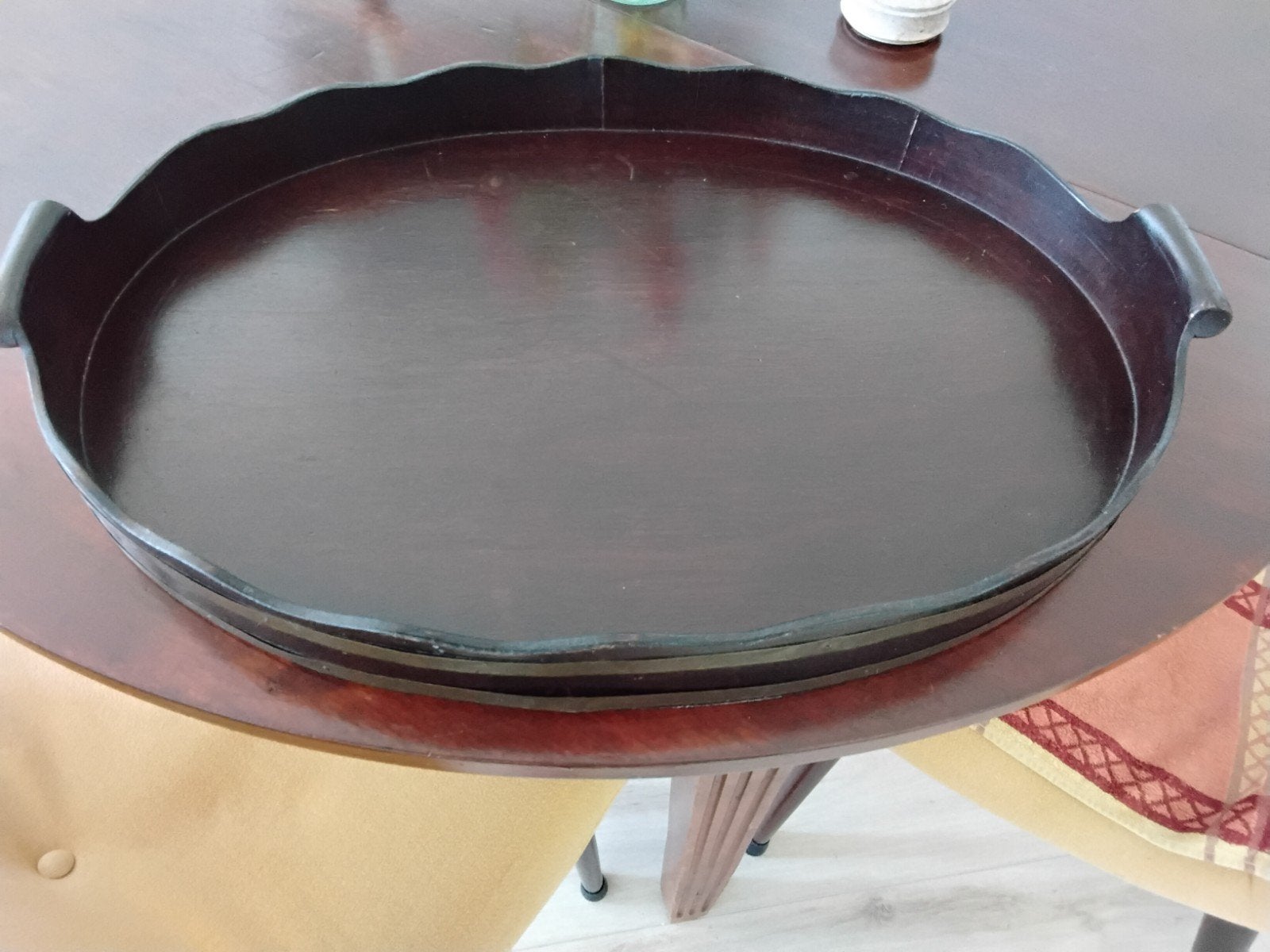 ovaal antiek dienblad, Ophalen