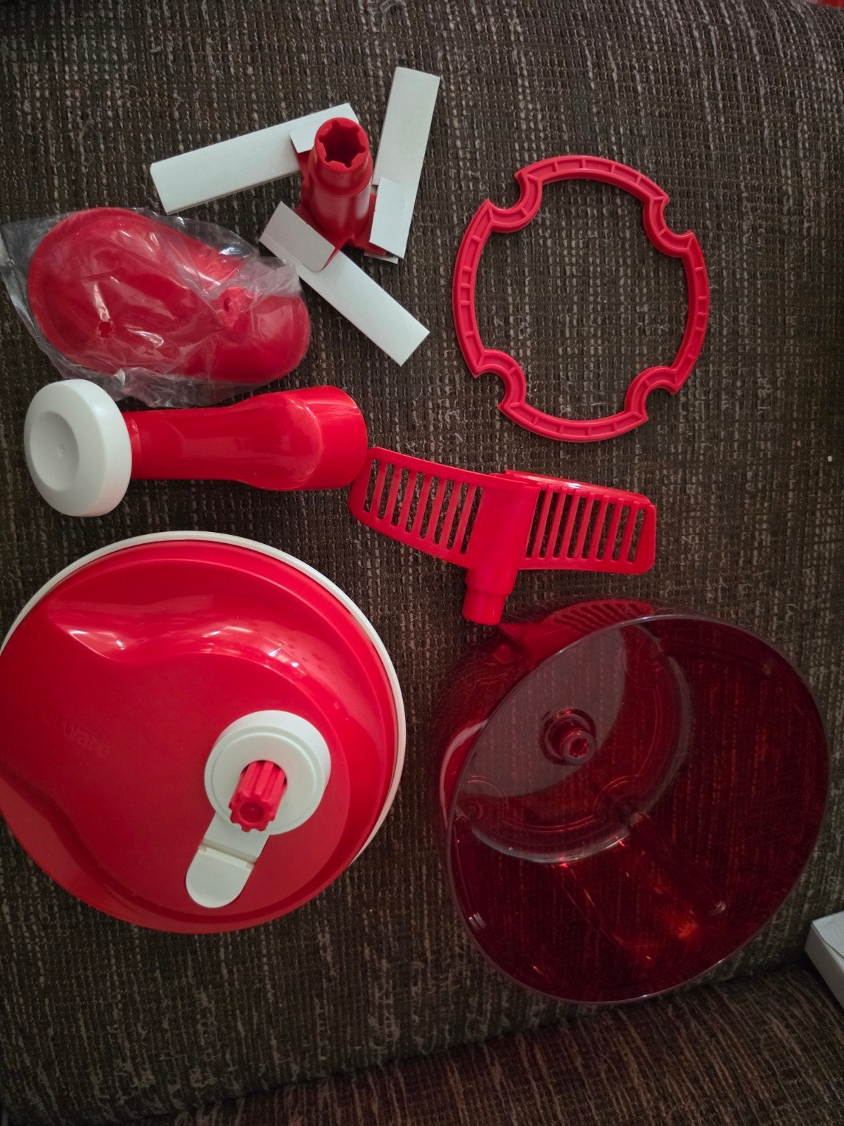 Tupperware Quick Chef - Keukenhulp voor snel hakken/mixen, Overige typen, Ophalen of Verzenden, Rood, Met deksel