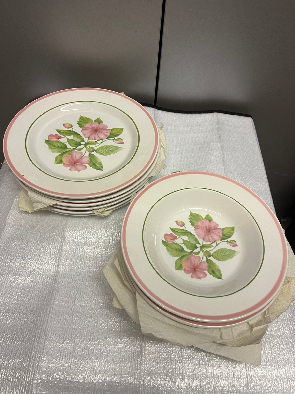 Italiaans Servies Franco Giorgi by Quadrifoglio – 12-delig, Antiek en Kunst, Ophalen of Verzenden