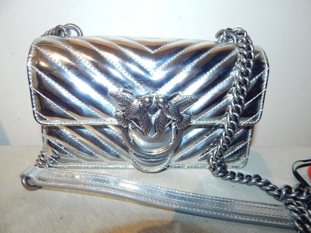 Pinko zilveren schoudertas zilveren hardware gesp met merk, Sieraden, Tassen en Uiterlijk, Verzenden, Zo goed als nieuw, Overige kleuren