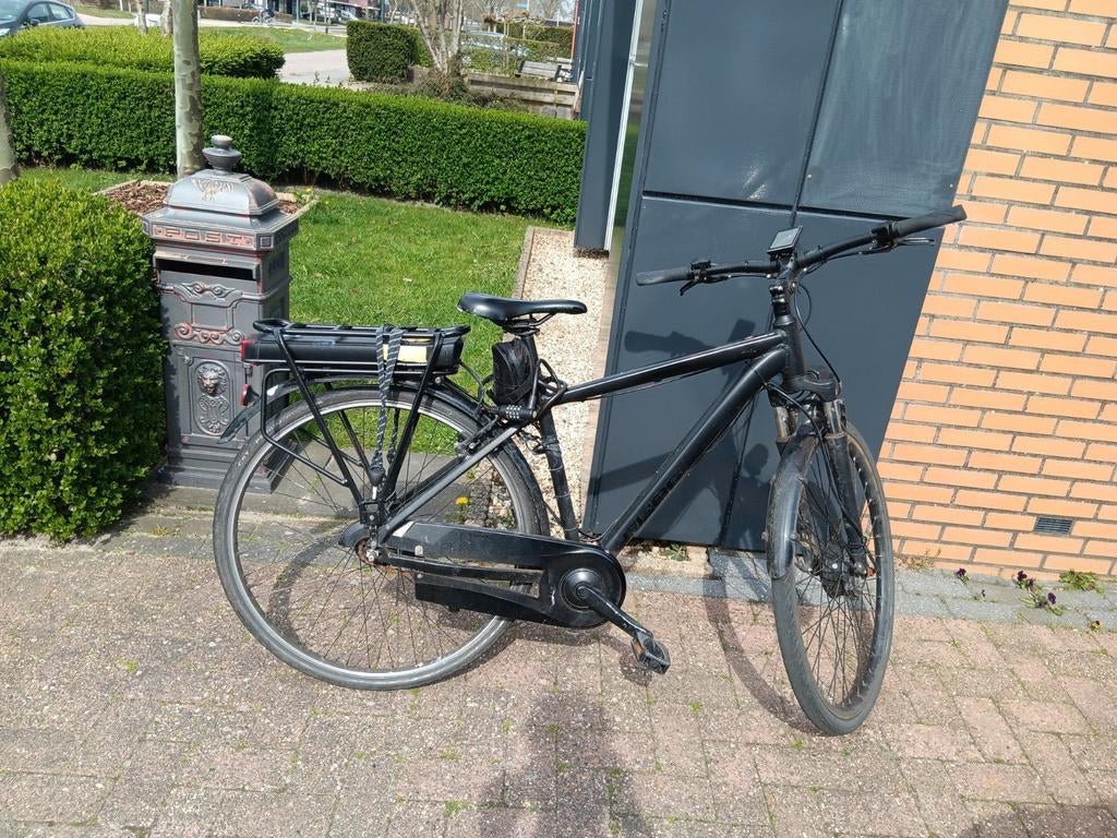 Elektrische fiets met gashendel - opknapper (35 km/u), Fietsen en Brommers, Elektrische fietsen, Gebruikt, Overige merken, 30 tot 50 km per accu