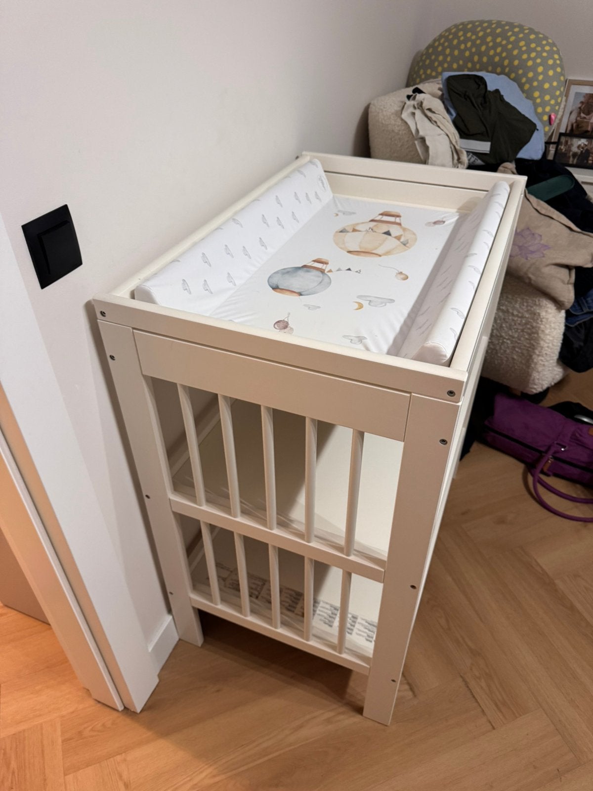 Witte commode, Kinderen en Baby's, Kinderkamer | Complete kinderkamers, Ophalen of Verzenden, Zo goed als nieuw, Jongetje of Meisje