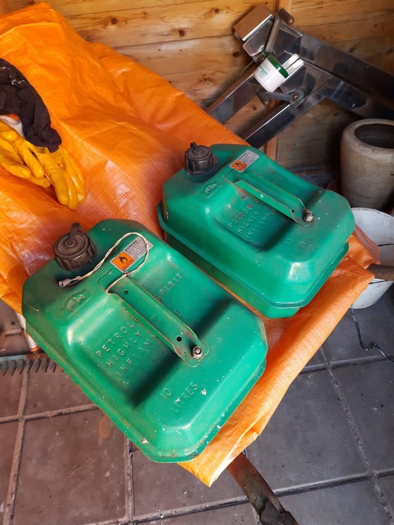 Benzine bussen, Watersport en Boten, Ophalen of Verzenden, Nieuw, Motor en Techniek, Motorboot