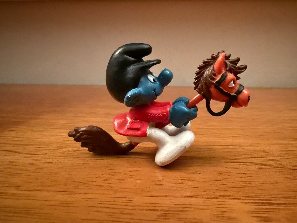 Smurf op stokpaard, Verzamelen, Smurfen, Ophalen of Verzenden, Gebruikt, Verschillende Smurfen, Poppetje, Figuurtje of Knuffel