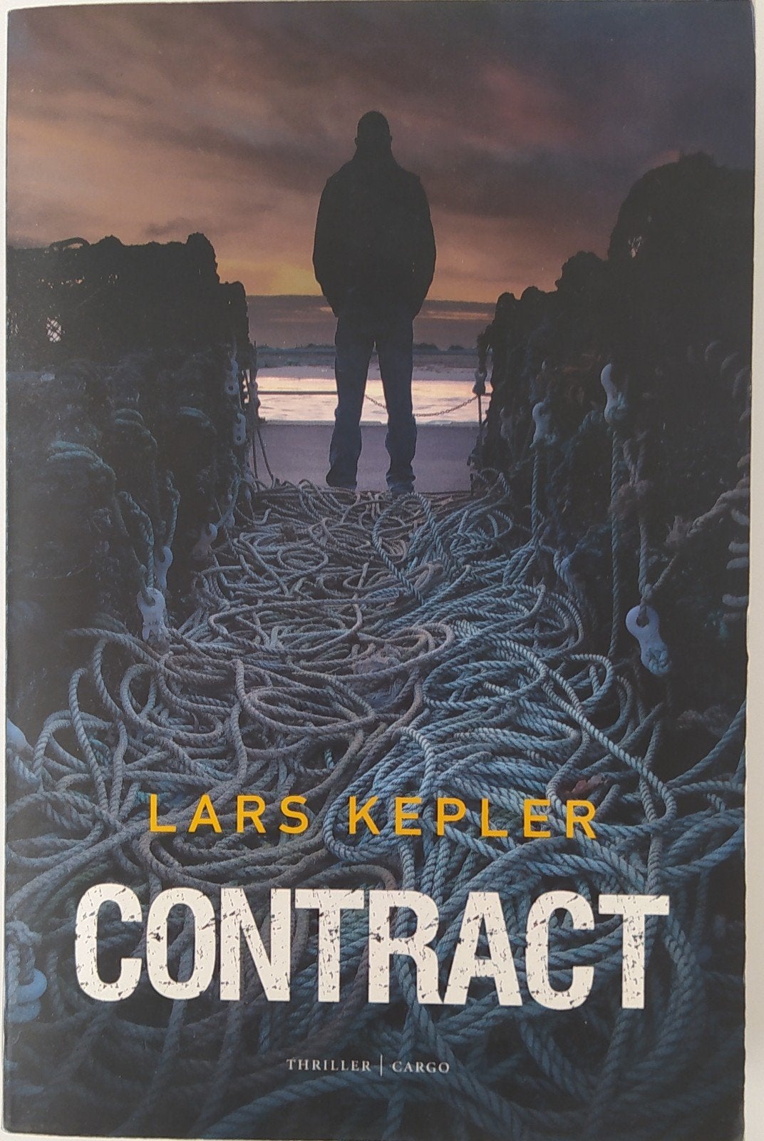 Lars Kepler - Contract, Boeken, Thrillers, Zo goed als nieuw, Scandinavië, Ophalen of Verzenden