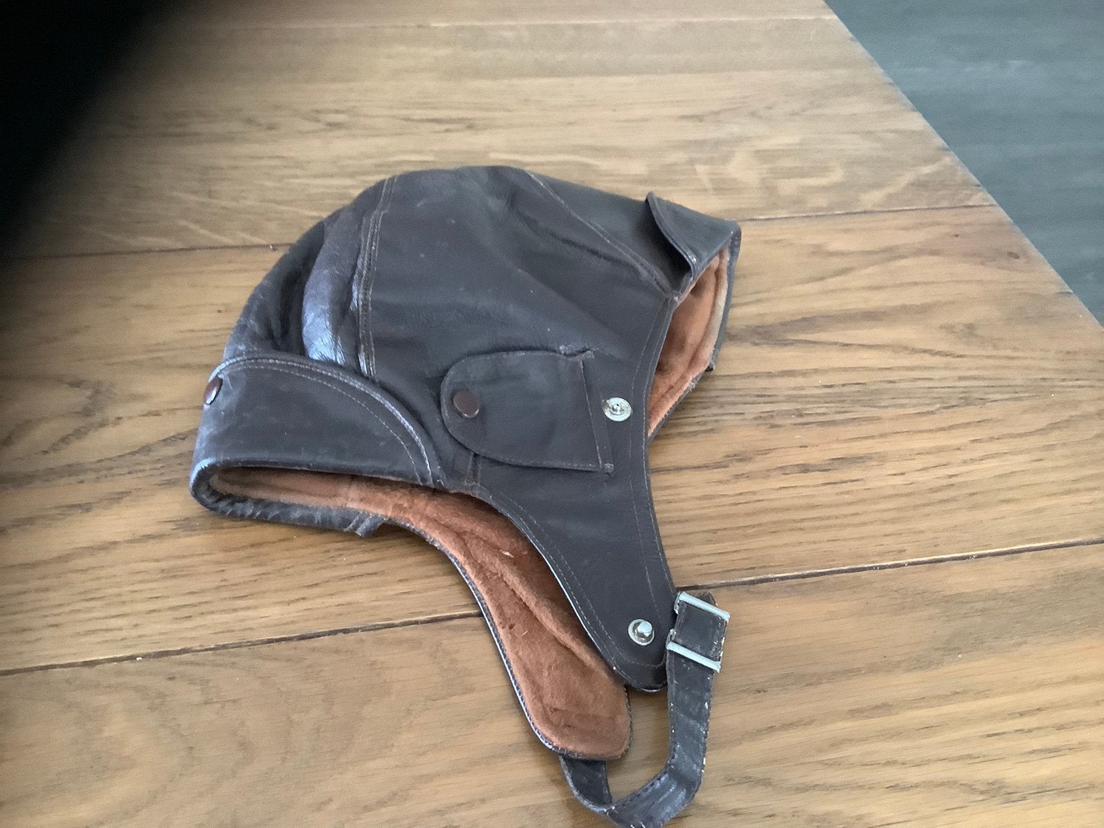 Oude solexhelm /vliegenniers helm jaren 40/50, Fietsen en Brommers, Brommers | Solex, Ophalen of Verzenden, Zo goed als nieuw