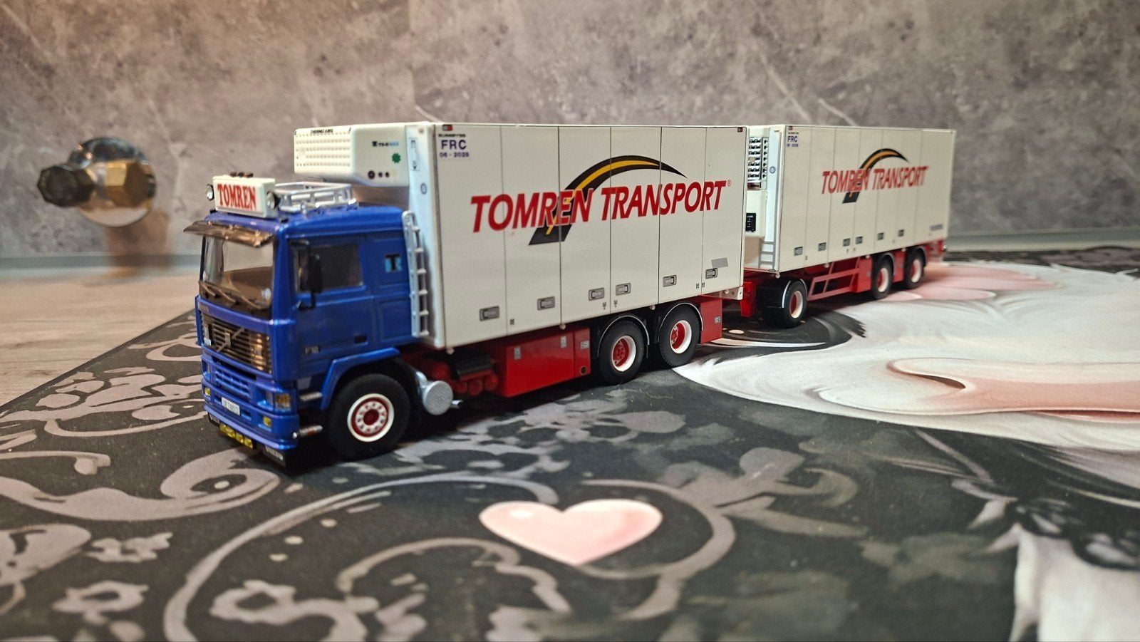 WSI TOMREN VOLVO COMBI, Ophalen of Verzenden, Zo goed als nieuw, Bus of Vrachtwagen, Wsi