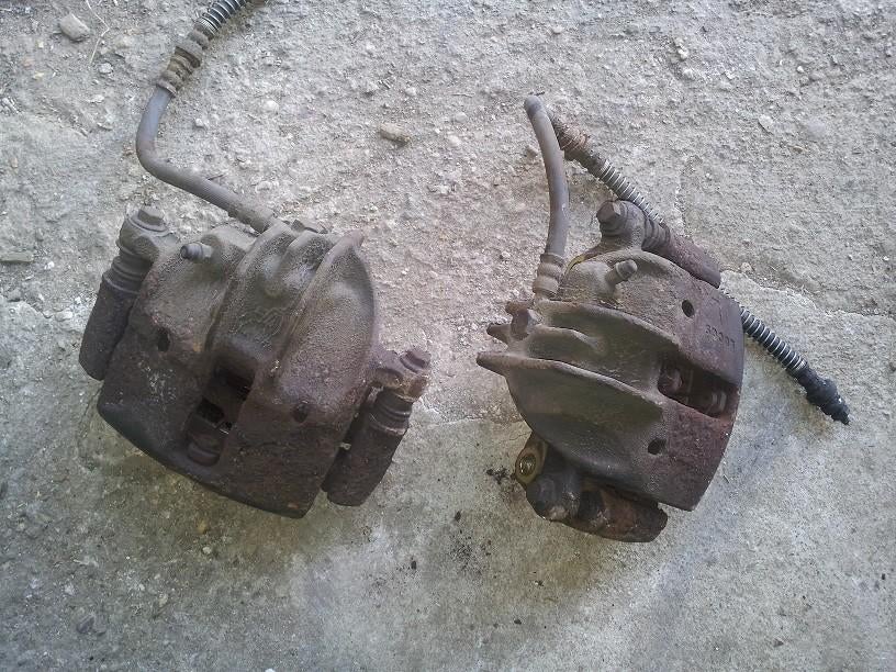 Set voorste remklauwen Volvo S40-V40, Ophalen of Verzenden