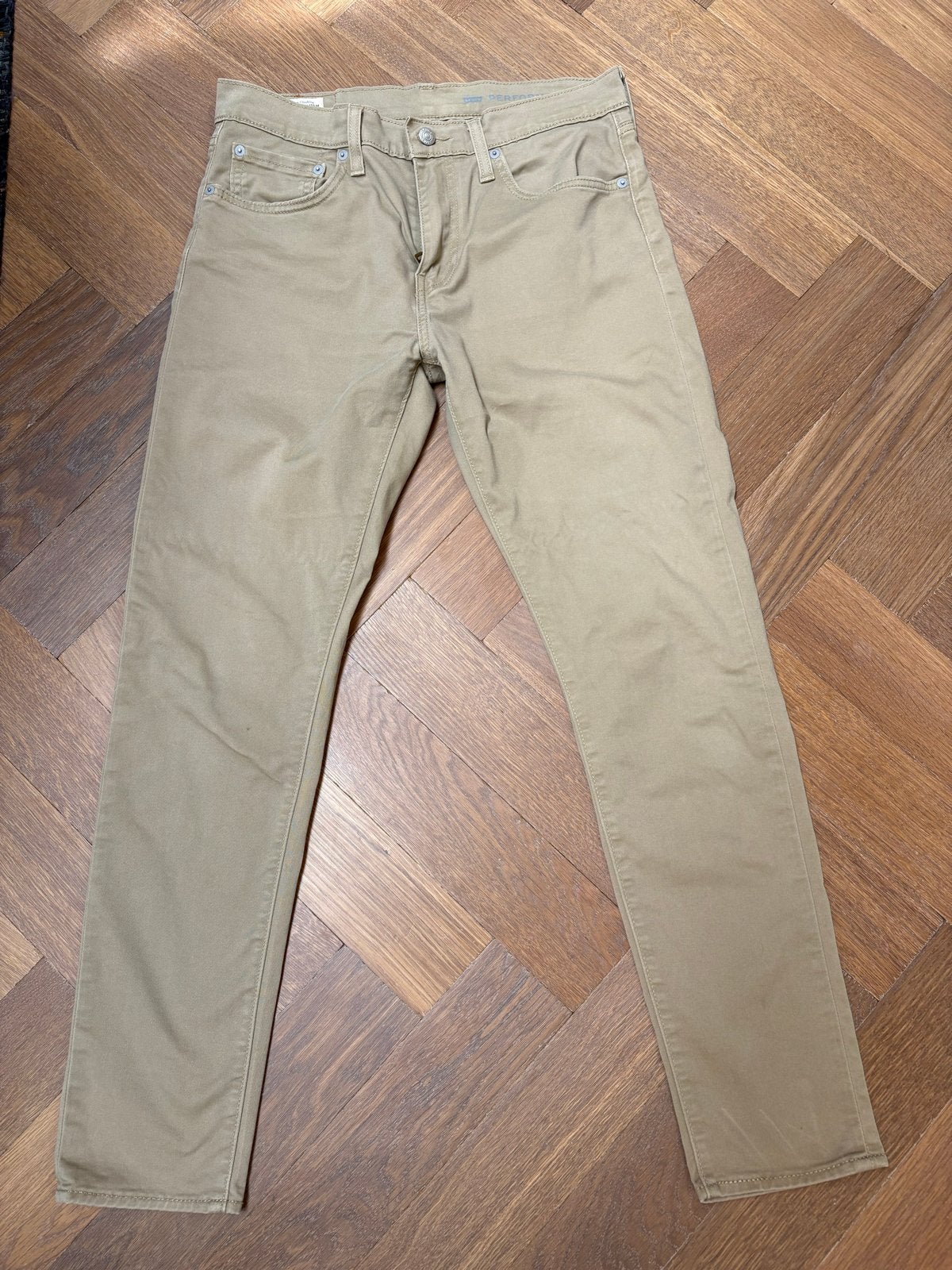 Nieuwe Levi's 512 Jeans - W31 L32, Ophalen of Verzenden, Nieuw, Overige kleuren, W32 (confectie 46) of kleiner