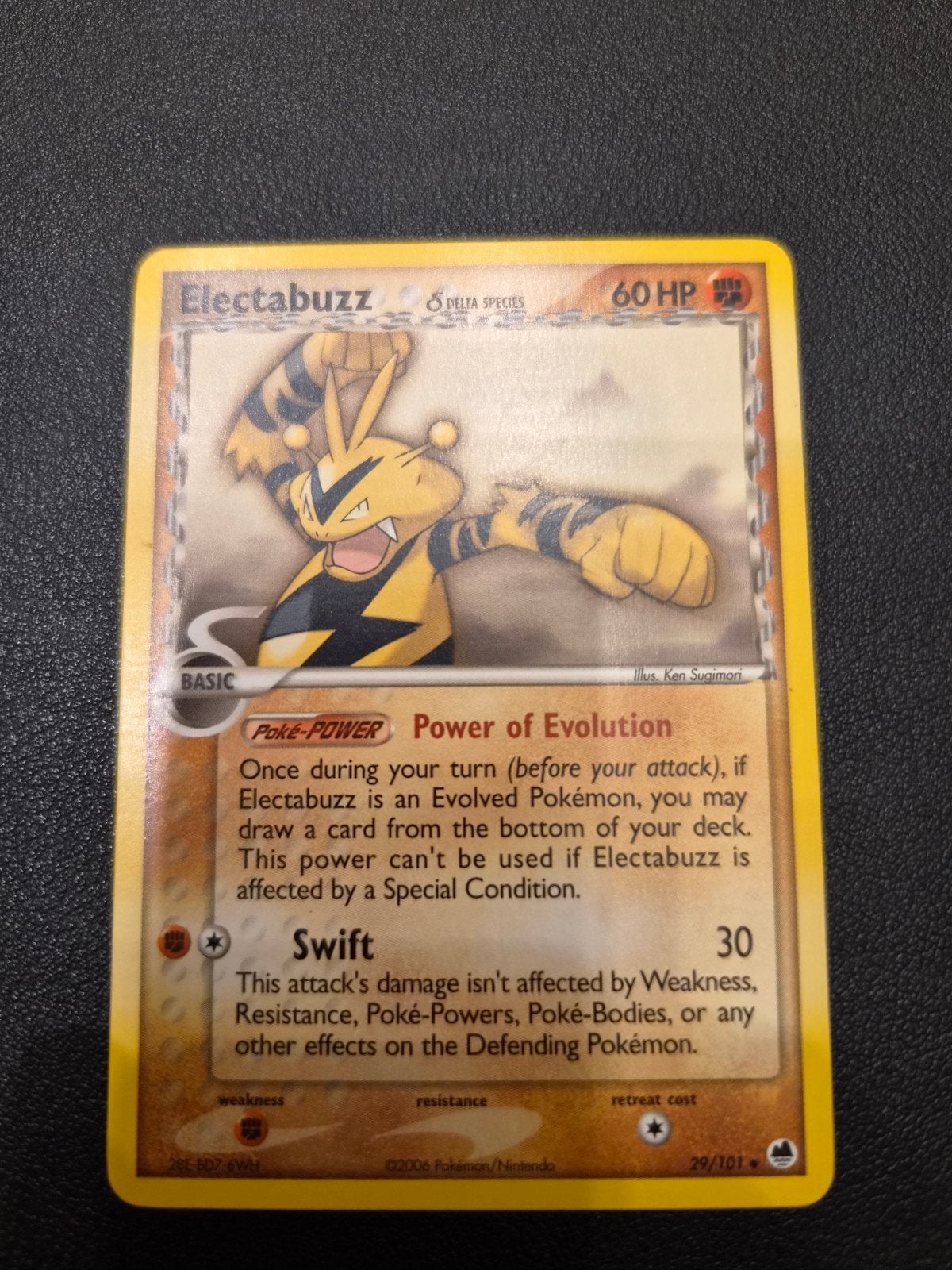 Electabuzz Delta Species 29/101 Pokemon Kaart, Ophalen of Verzenden, Zo goed als nieuw, Losse kaart