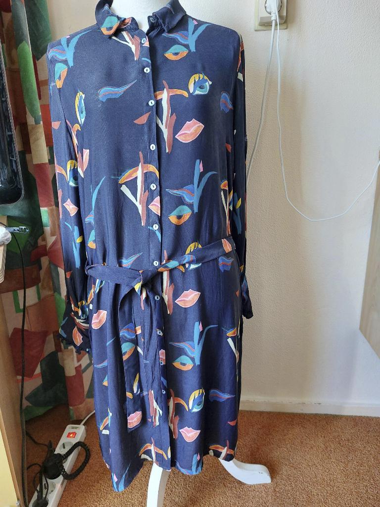POM AMSTERDAM jurk mt 38/40, Kleding | Dames, Jurken, Maat 38/40 (M), Blauw, Ophalen of Verzenden, Zo goed als nieuw