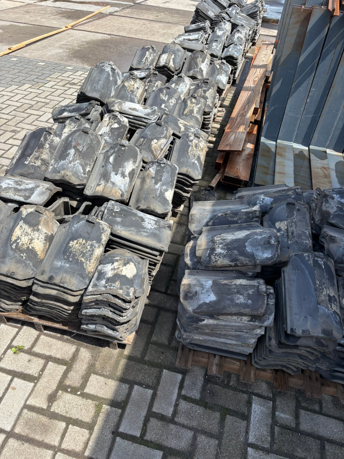 Oud Hollandse strengpers blauw gesmoord - 1300 stuks, Doe-het-zelf en Verbouw, Ophalen, Gebruikt, Steen of Klei, Blauw